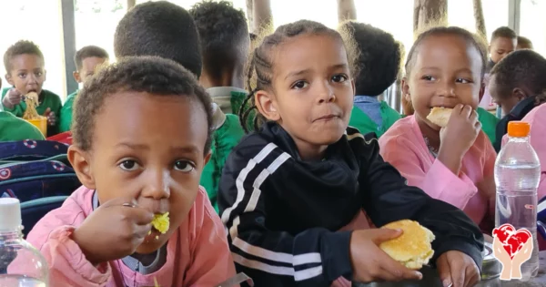 Bambini poveri in Etiopia