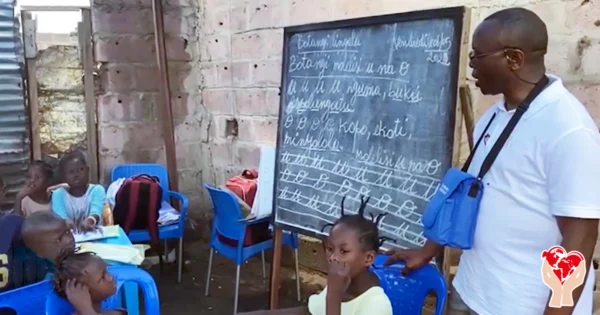 Catechista in un villaggio